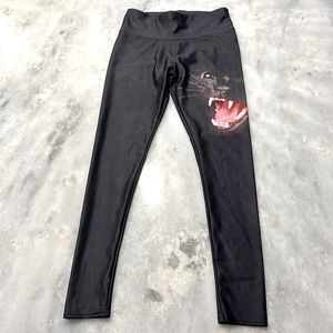 Black shiny leggings, small